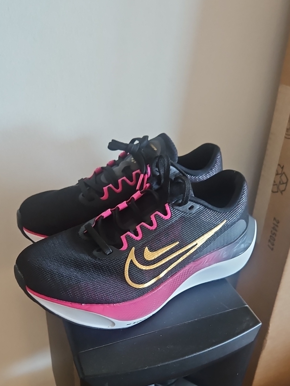 Nike Women's Zoom Fly 5